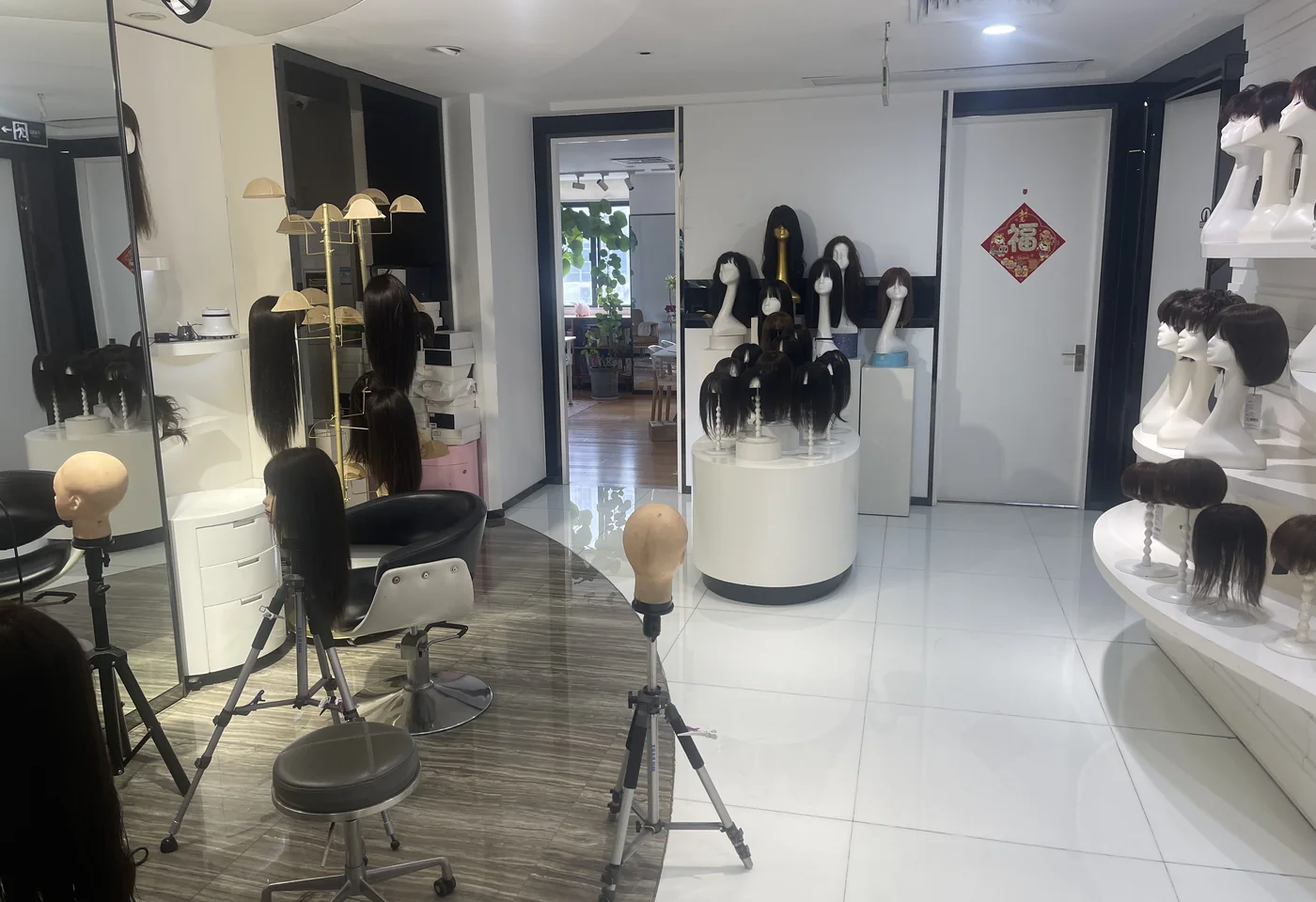REESE瑞茜假发会员中心店内环境图