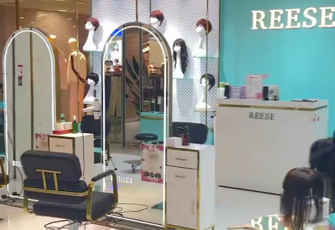 REESE瑞茜假发南宁广西南宁水晶城店店内环境图